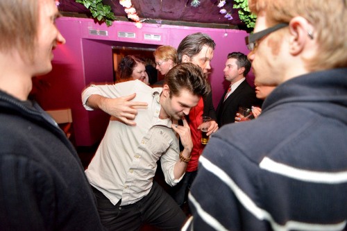 DANCE MONKEY BOY! DAAAANCE!!!