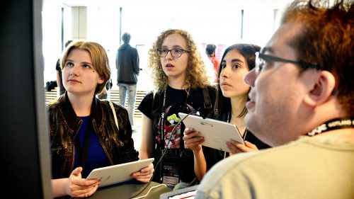 Visitors playing A Rat Betwixt at the Gotland Game Conference 2017